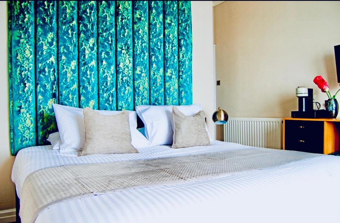 Hotel No5, Beachfront With Free Private Car Park Llandudno Exteriör bild