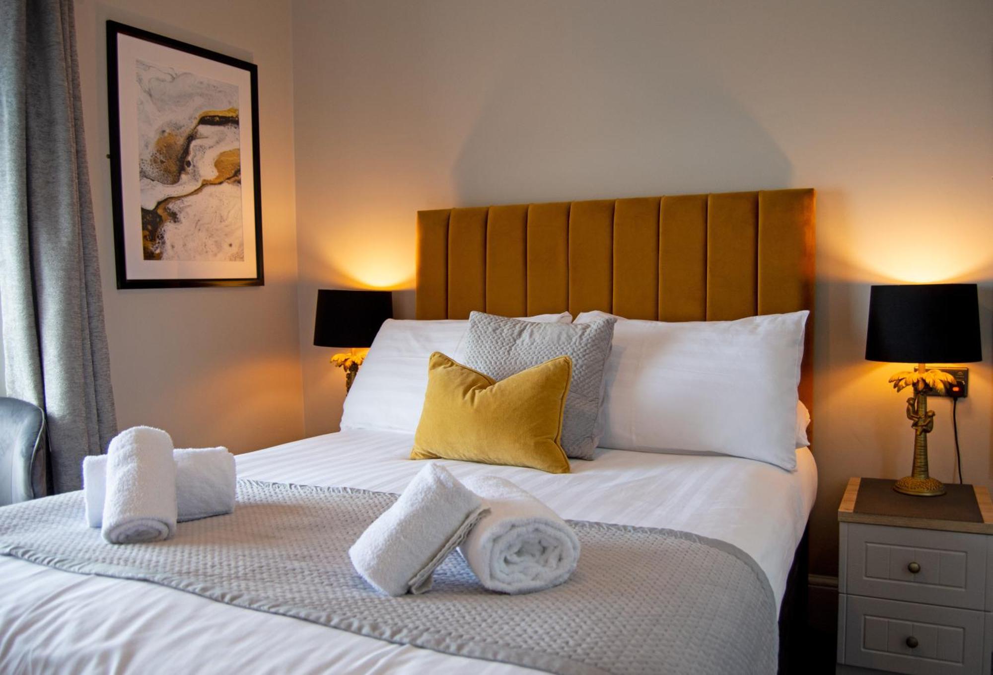 Hotel No5, Beachfront With Free Private Car Park Llandudno Exteriör bild