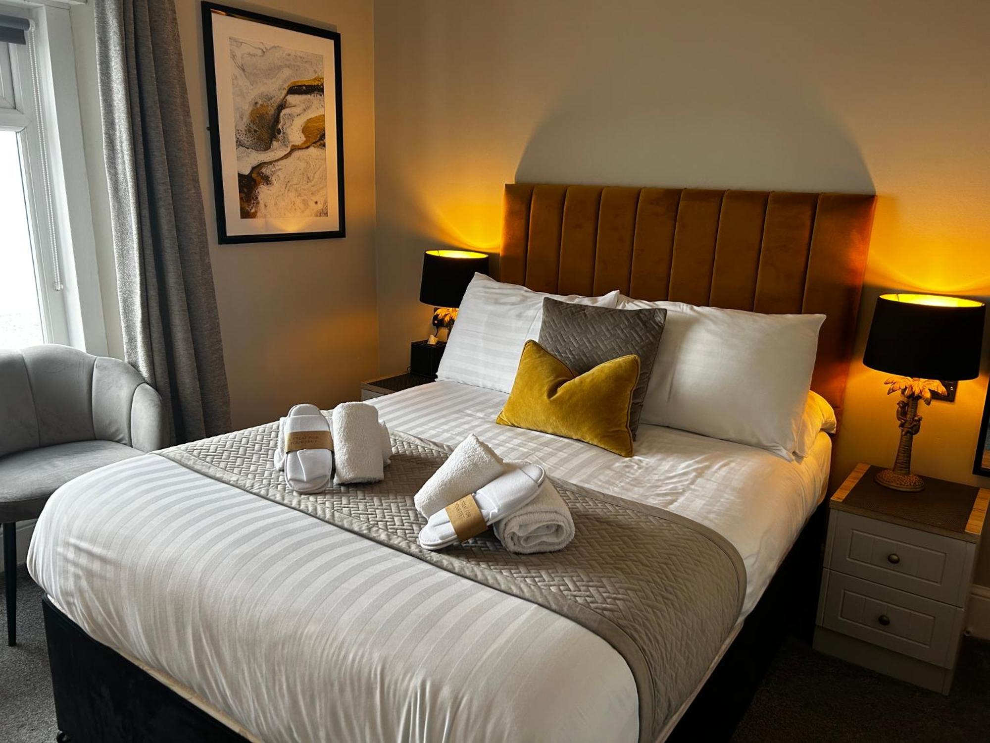 Hotel No5, Beachfront With Free Private Car Park Llandudno Exteriör bild
